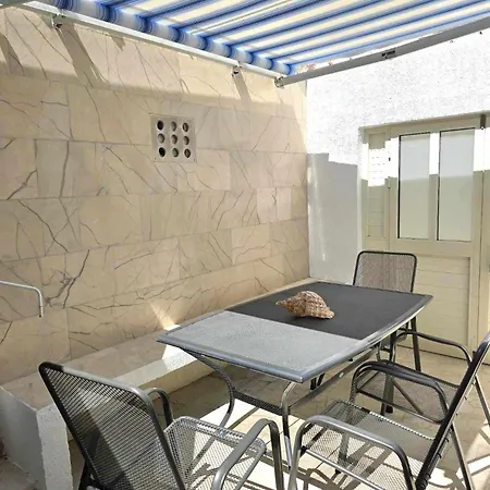 Garden House Vakantiehuis Tučepi